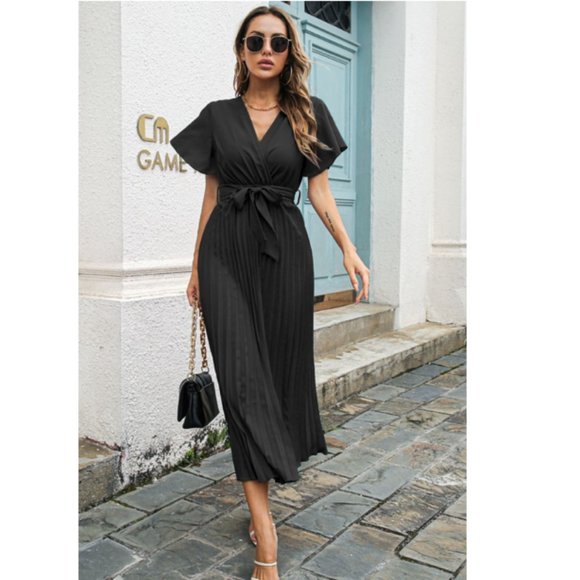 Flutter Sleeve Belted Surplice Midi Dress - Picture 7 of 9